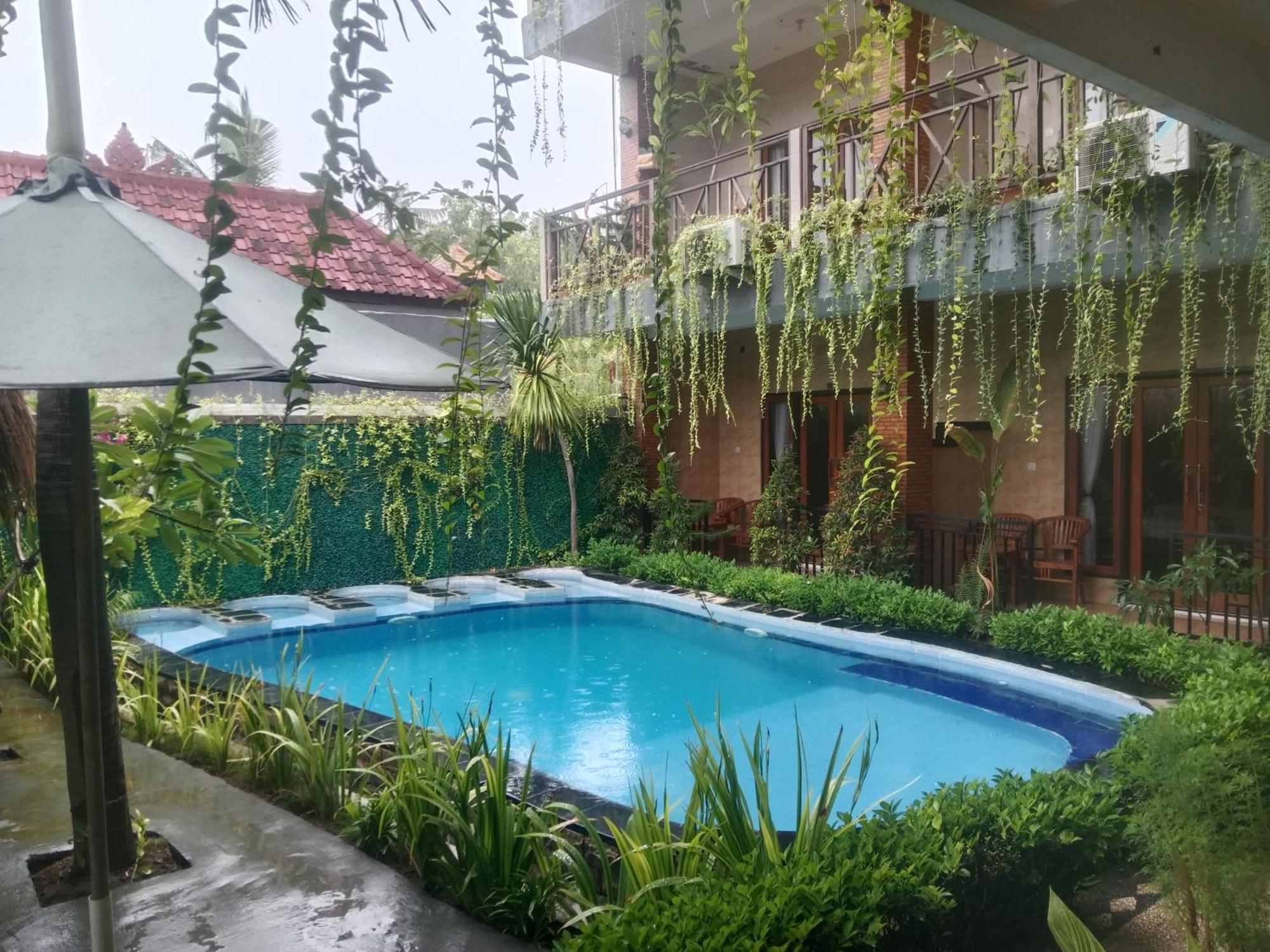 Grace Paradise Guest House Nusa Lembongan  Ngoại thất bức ảnh